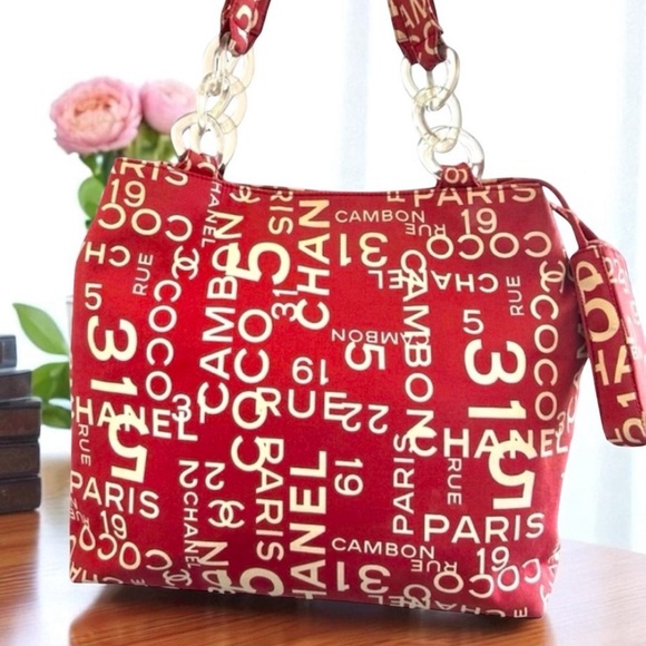 Authentic Chanel Tote bag - Picture 1 of 17